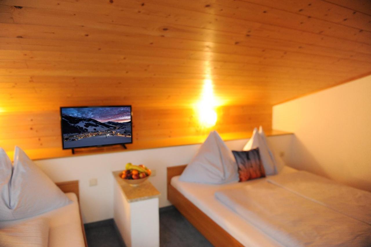 Gaestehaus Standardhaus Saalbach-Hinterglemm Ngoại thất bức ảnh