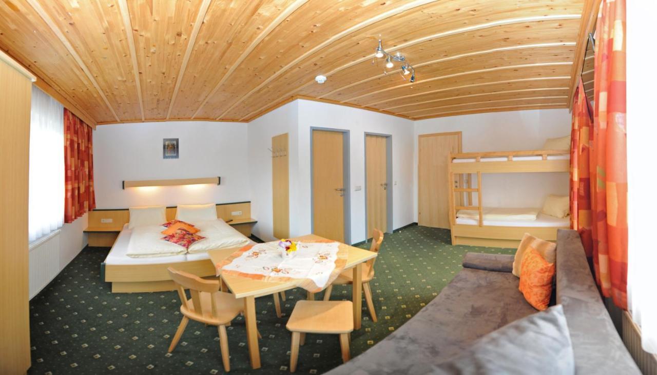 Gaestehaus Standardhaus Saalbach-Hinterglemm Ngoại thất bức ảnh